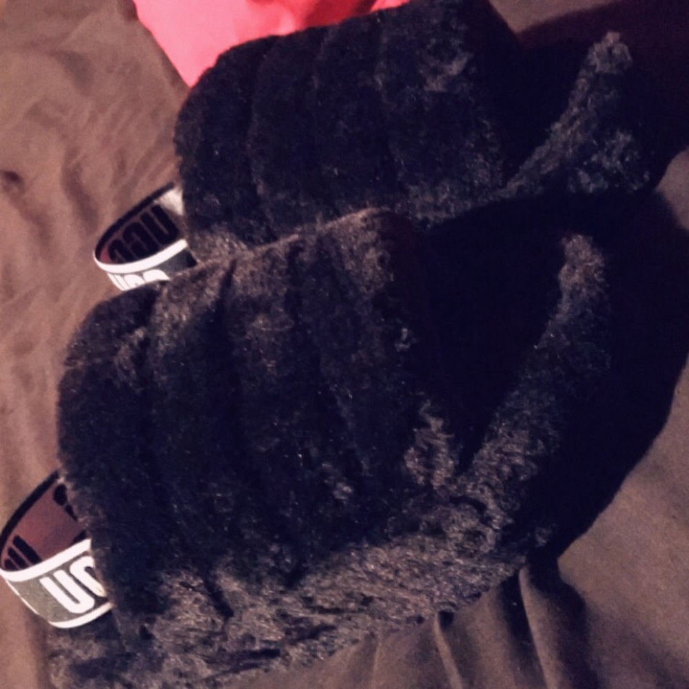 ugg fluff yeah slides! ❤️